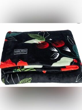 NWT Lug Cuddle Throw Black Cardinals